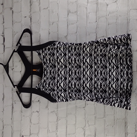 Lucy Active wear Athletic Tank Small Black White - Picture 1 of 10
